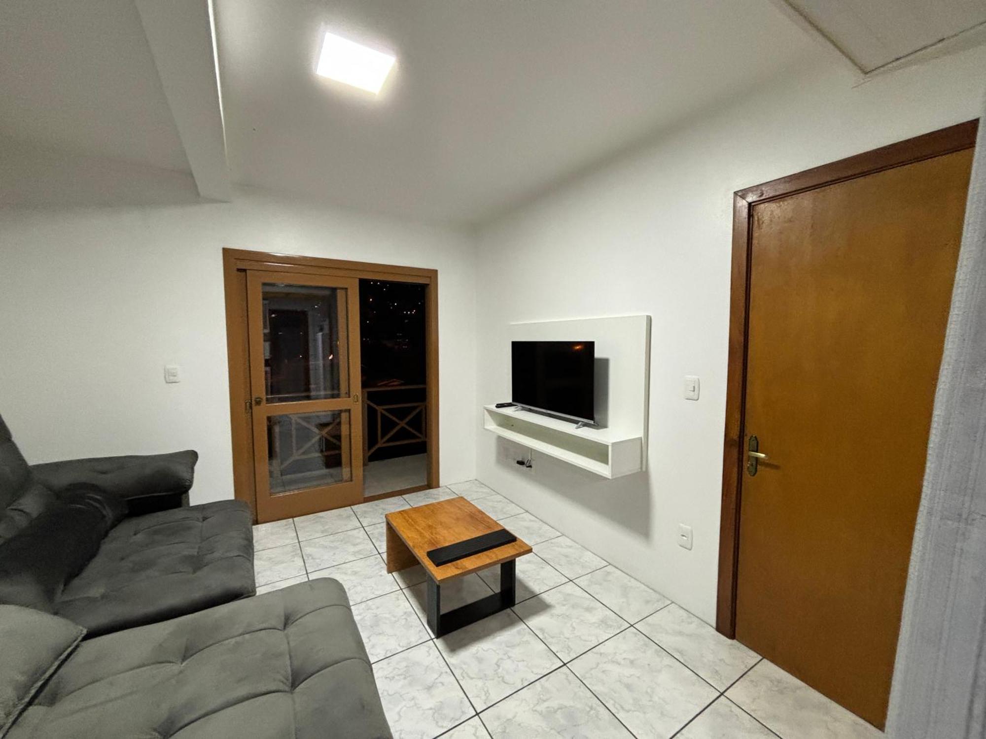 Apartment Aptos Weber - Piratini
