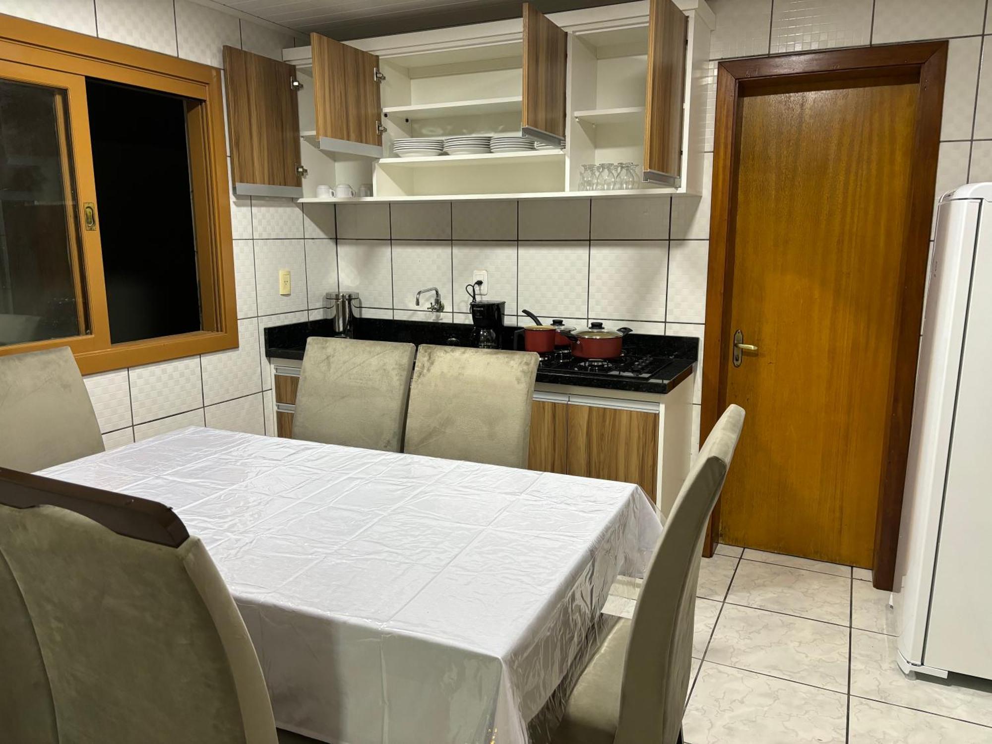 Aptos Weber - Piratini Apartment